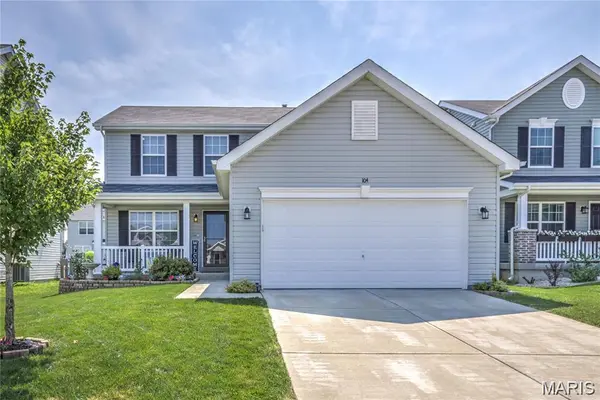 104 Peruque Estates LN, Wentzville, MO 63385