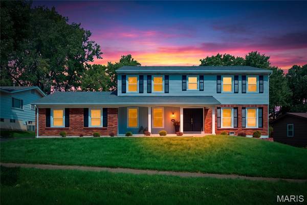 12047 Tangletree DR, Maryland Heights, MO 63146