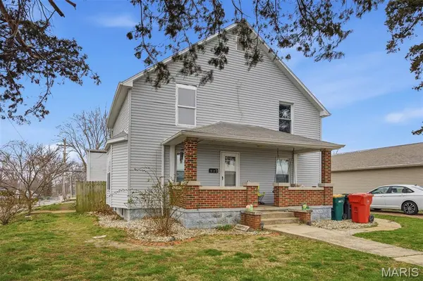 910 Methodist ST, Carlyle, IL 62231