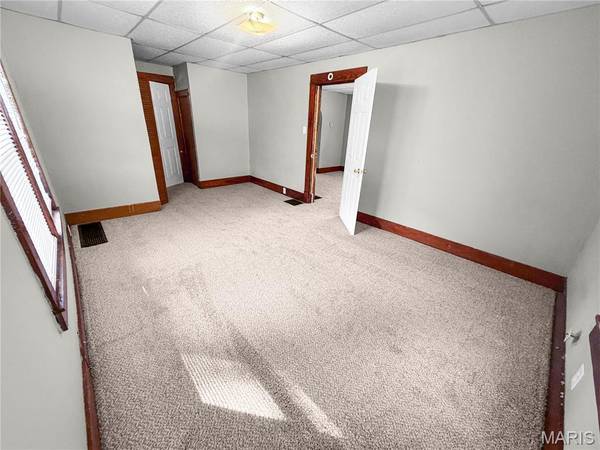 421 Edwards ST, Hannibal, MO 63401