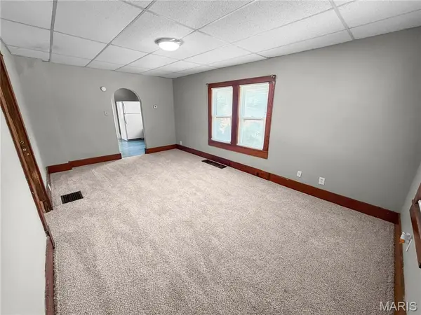 421 Edwards ST, Hannibal, MO 63401