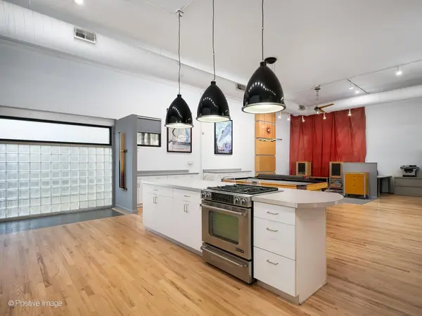 400 N Racine AVE #105, Chicago, IL 60642