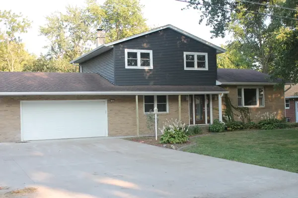 108 Circle DR, Cambridge, IL 61238