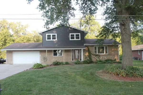 108 Circle DR, Cambridge, IL 61238
