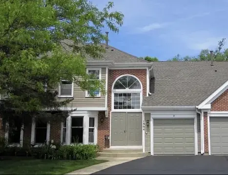 1864 Fox Run DR #B, Elk Grove Village, IL 60007