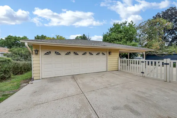 1734 W Rampart RD, Addison, IL 60101