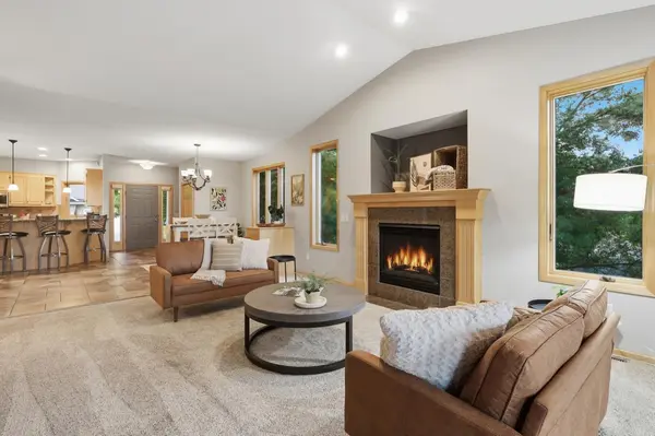 20584 Kearney PATH, Lakeville, MN 55044