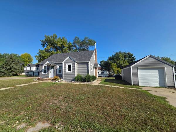 206 1st ST NE, Lidgerwood, ND 58053