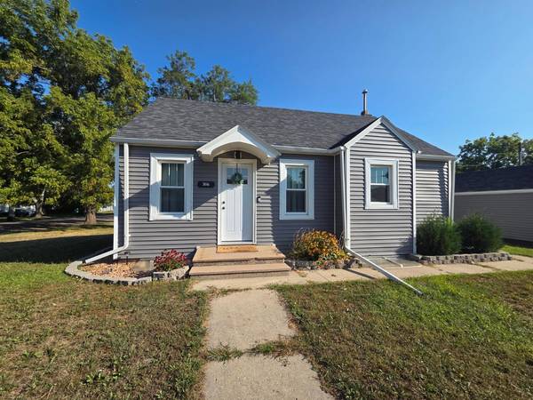 206 1st ST NE, Lidgerwood, ND 58053