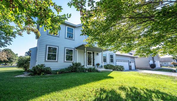 18474 Everest PATH, Farmington, MN 55024