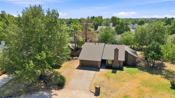 11220 NW 112th ST, Yukon, OK 73099