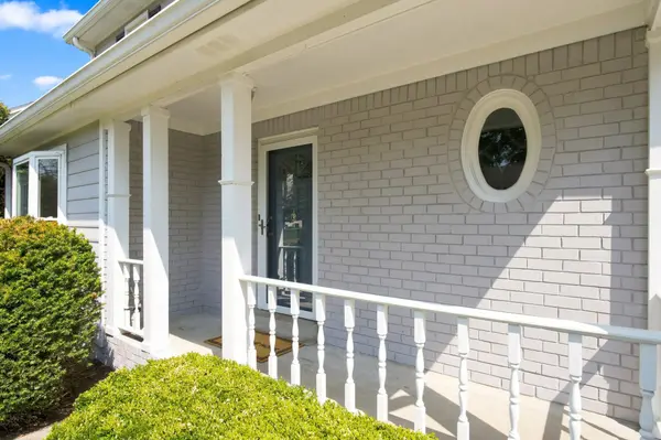 1128 Hunters Chase Dr, Franklin, TN 37064