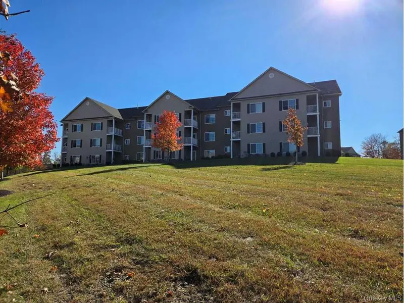 44 High ST #125, Chester, NY 10918