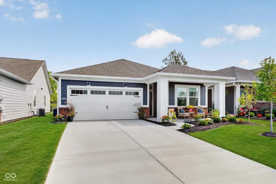 19253 Boulder Brook LN, Westfield, IN 46074