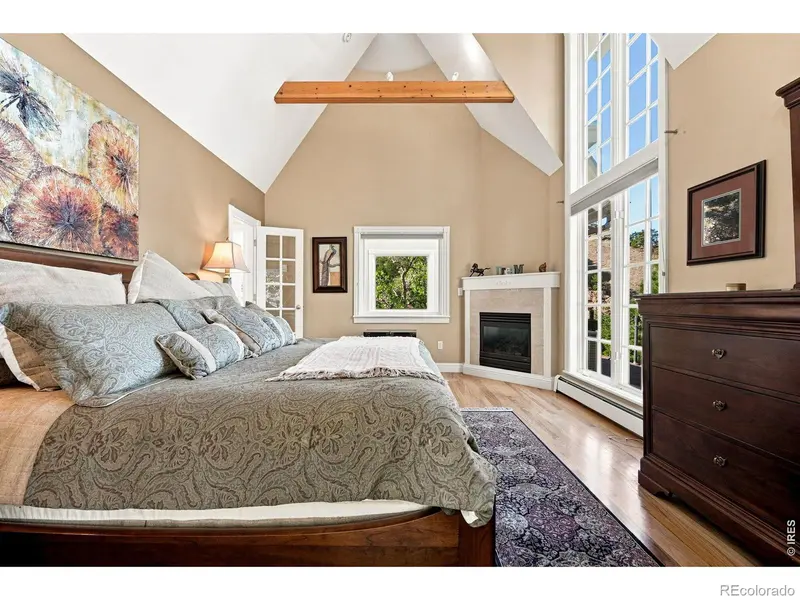 15 Arrowleaf CT, Boulder, CO 80304
