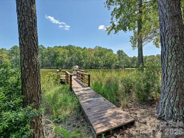 3227 Legend RD, Lancaster, SC 29720