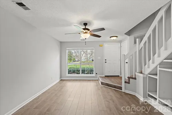 8289 Golf Ridge DR, Charlotte, NC 28277