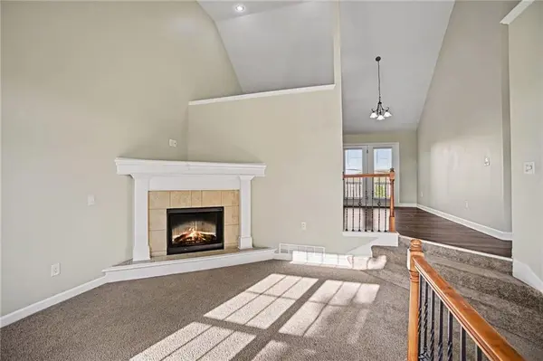 9218 N Kirkwood AVE, Kansas City, MO 64154