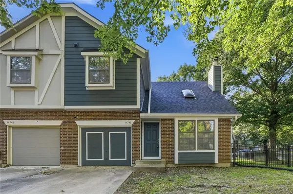 11740 Oakmont ST, Overland Park, KS 66210