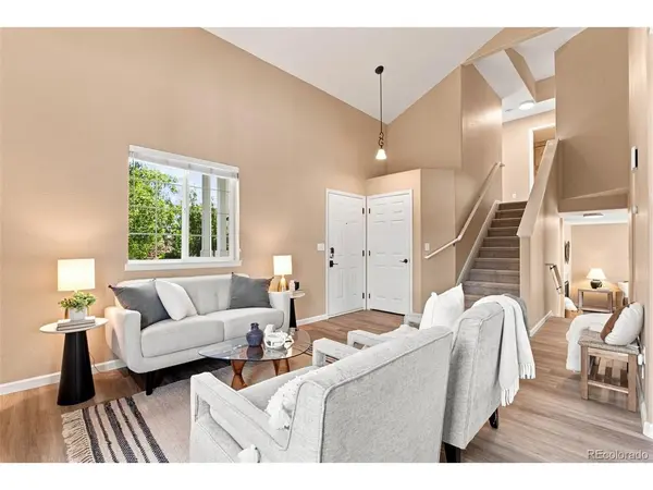 10046 Strathfield, Littleton, CO 80126