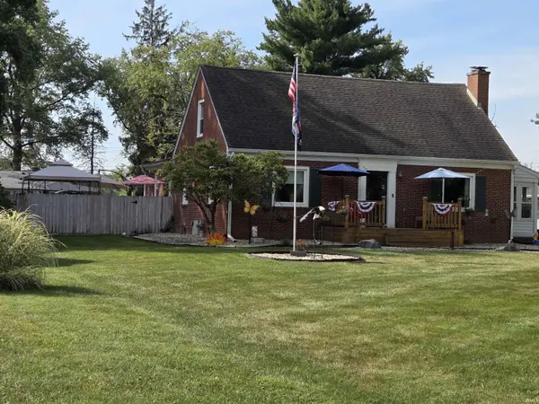 41 S Park DR, Anderson, IN 46011-1747