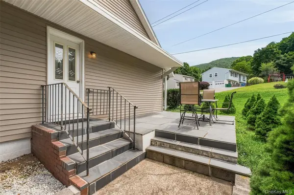 35 Willow RD, Beacon, NY 12508