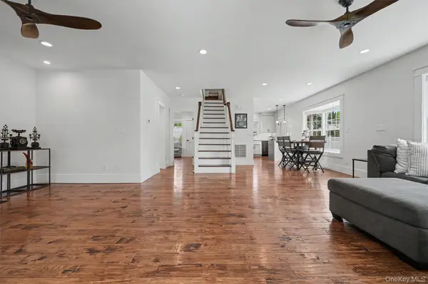 26 Gedney TER, White Plains, NY 10605