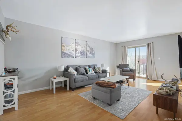 26 Cooper Road #411, Poughkeepsie, NY 12603