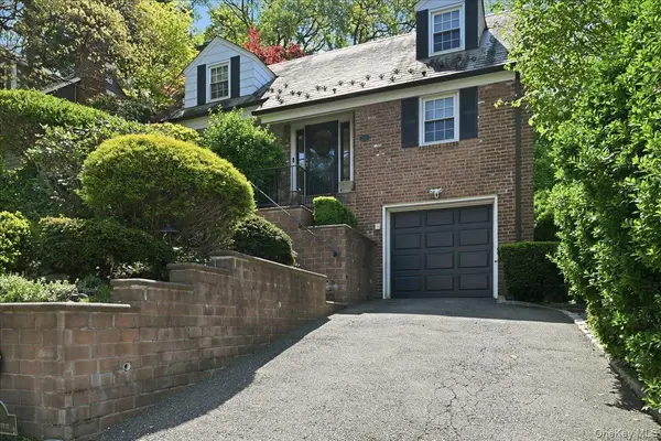 214 Nassau AVE, Manhasset, NY 11030