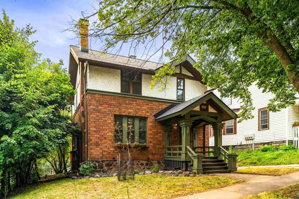 419 N 18th Ave E, Duluth, MN 55812