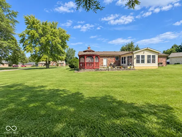 219 N Hickory, Fairland, IN 46126