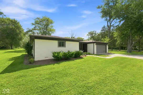102 Waterman DR, Noblesville, IN 46060