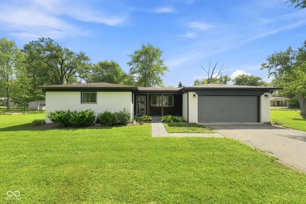 102 Waterman DR, Noblesville, IN 46060