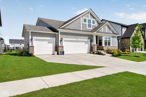 128 Creststone BLVD, Westfield, IN 46074