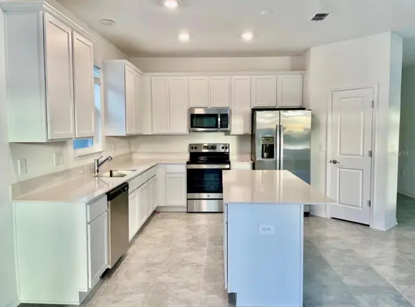 2186 MERRYBELLS DR, Kissimmee, FL 34746