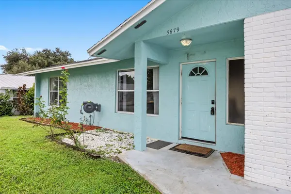 5679 SE INDIGO AVE, Stuart, FL 34997
