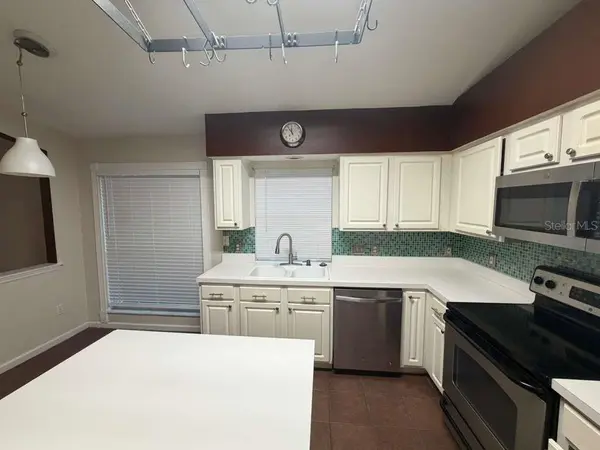 3227 HERONS POINT CIR, Kissimmee, FL 34741