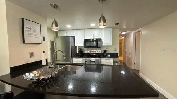 5003 LAGUNA BAY CIR #15, Kissimmee, FL 34746
