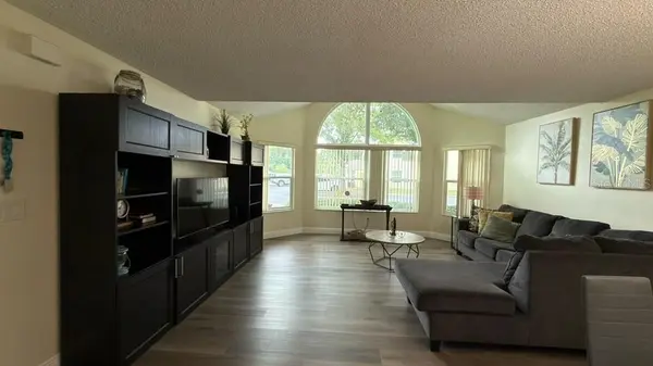 5003 LAGUNA BAY CIR #15, Kissimmee, FL 34746