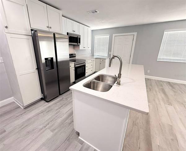 1231 ILLINOIS AVE #1, Palm Harbor, FL 34683