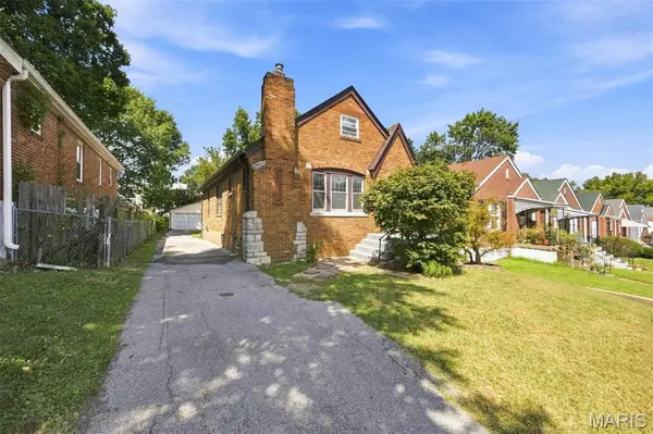 8523 Philo AVE, Affton, MO 63123