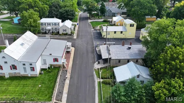 215 Jackson ST, Augusta, MO 63332