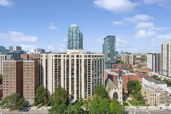 1122 N Clark ST #2102, Chicago, IL 60610