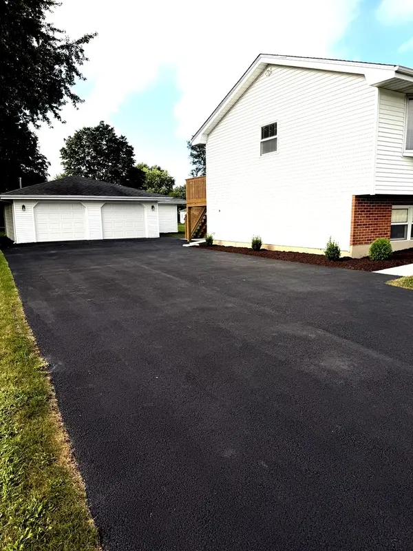 3406 Regan RD, Joliet, IL 60431