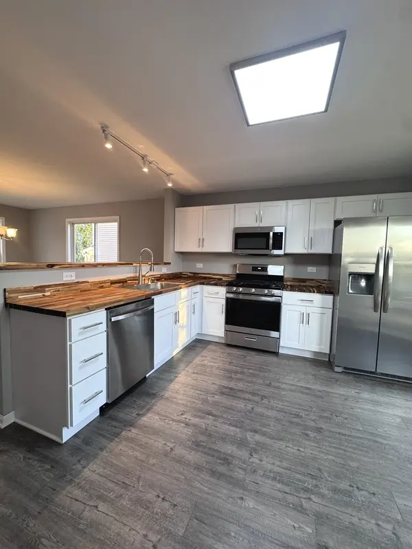 70 E Meadow DR, Cortland, IL 60112