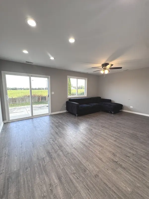 70 E Meadow DR, Cortland, IL 60112