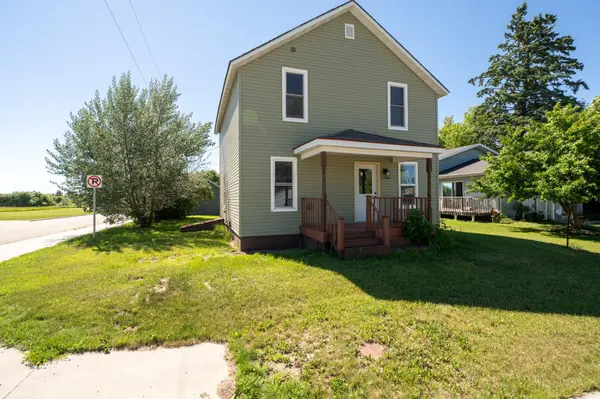541 5th ST SE, Deer River, MN 56636