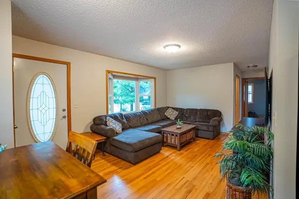 560 115th AVE NW, Coon Rapids, MN 55448