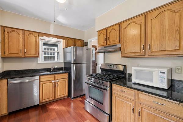 3049 Edgewood AVE S, Saint Louis Park, MN 55426