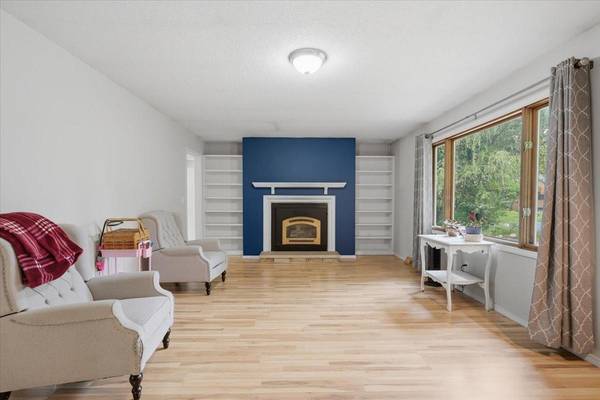 359 Briar LN, Taylors Falls, MN 55084